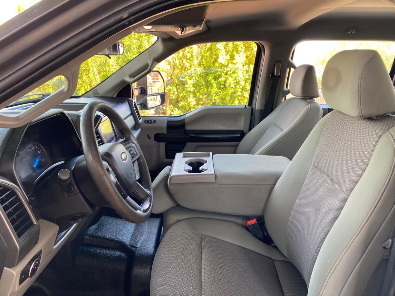 Ford Super Duty F-250 SRW XL 4WD SuperCab 8' Box 2021