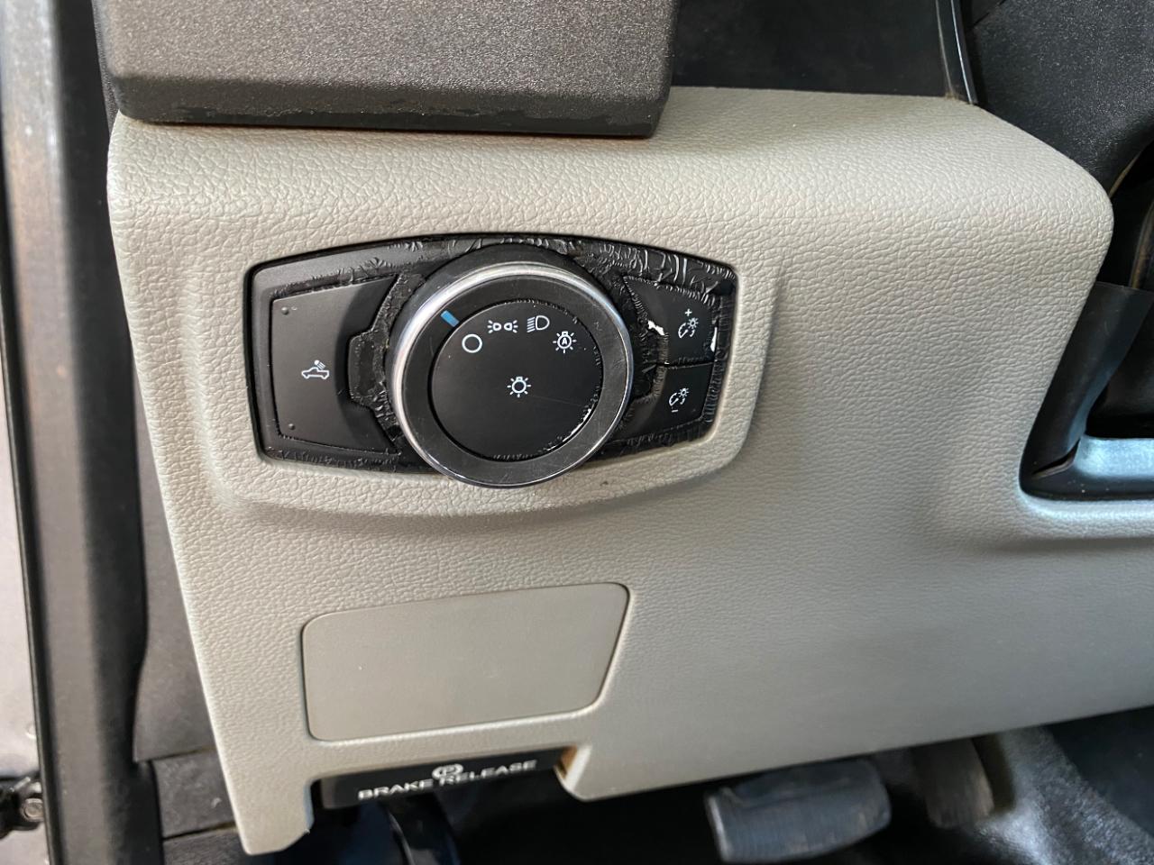 Ford Super Duty F-250 SRW XL 4WD SuperCab 8' Box 2021