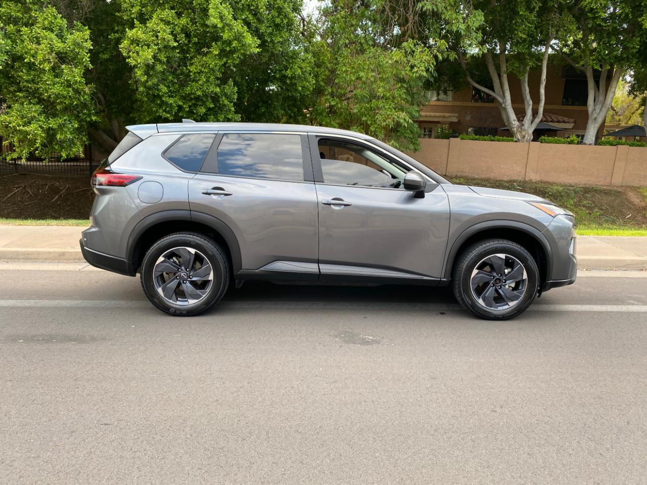 Nissan Rogue FWD SV 2024