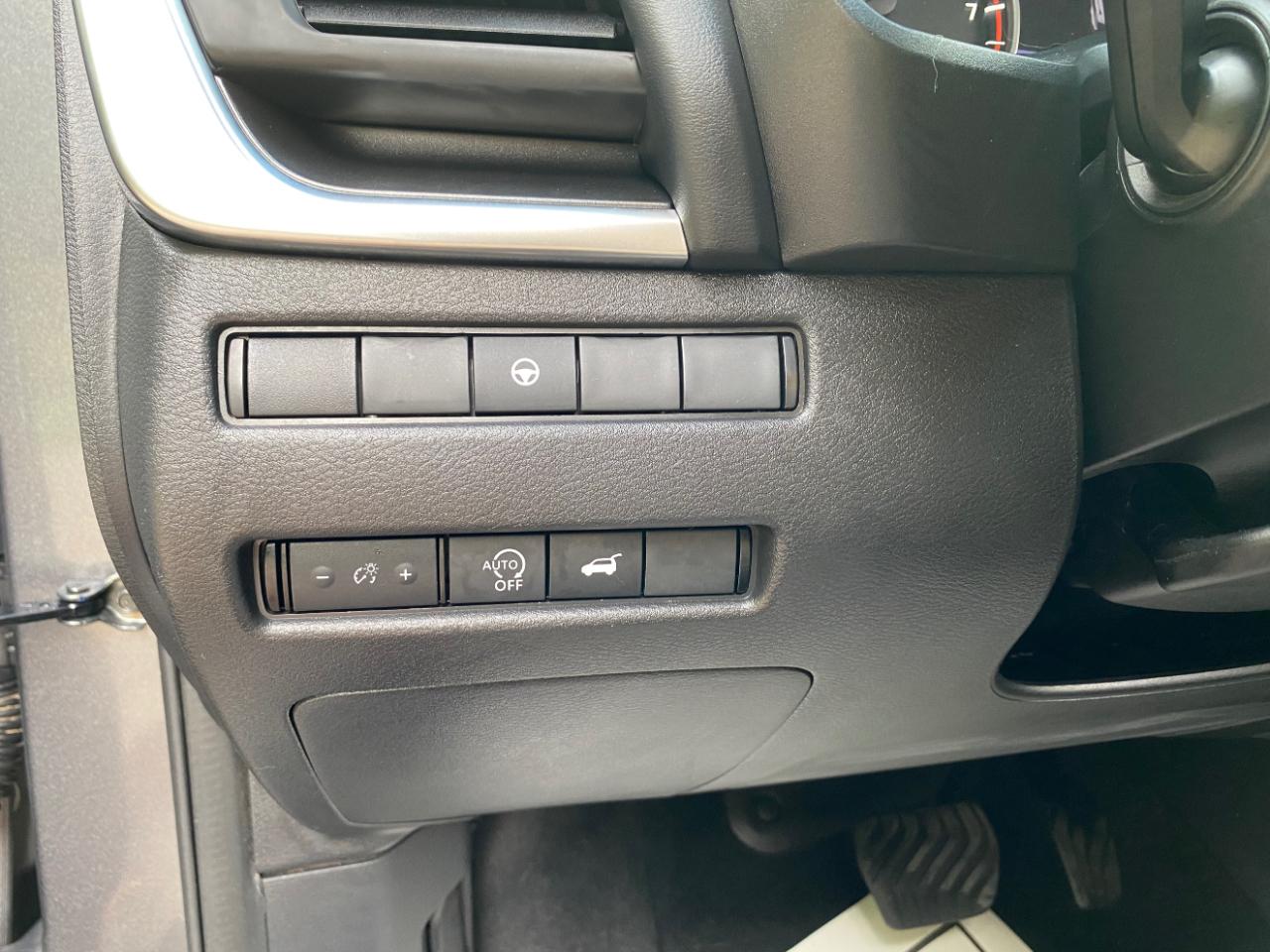 Nissan Rogue FWD SV 2024
