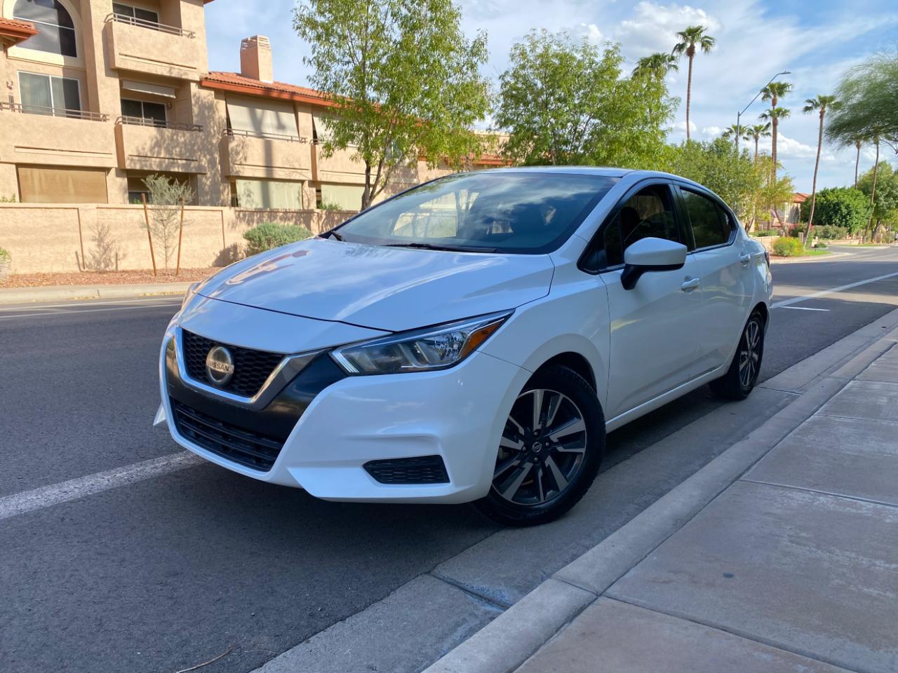 Nissan Versa SV CVT 2022