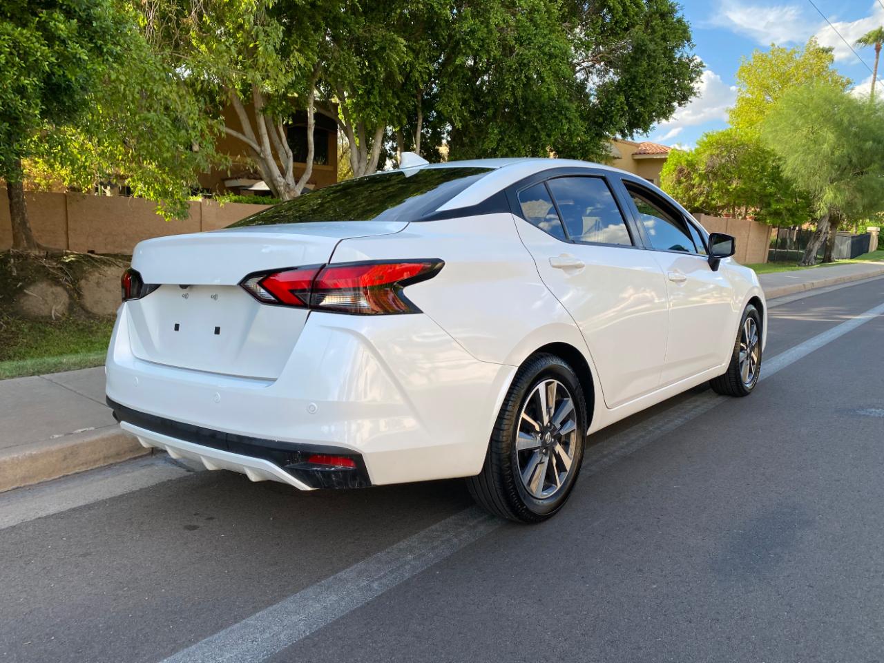 Nissan Versa SV CVT 2022