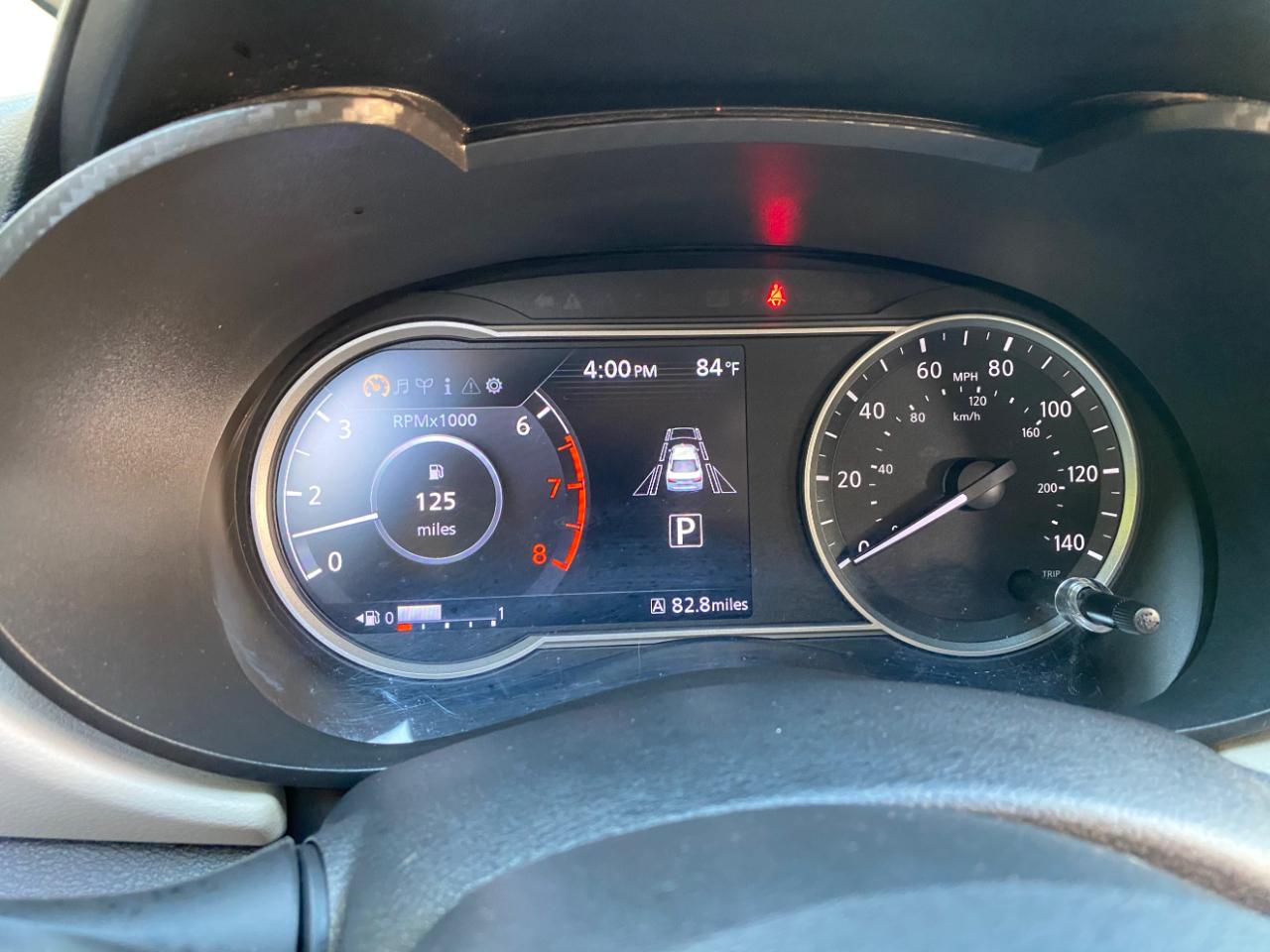 Nissan Versa SV CVT 2022