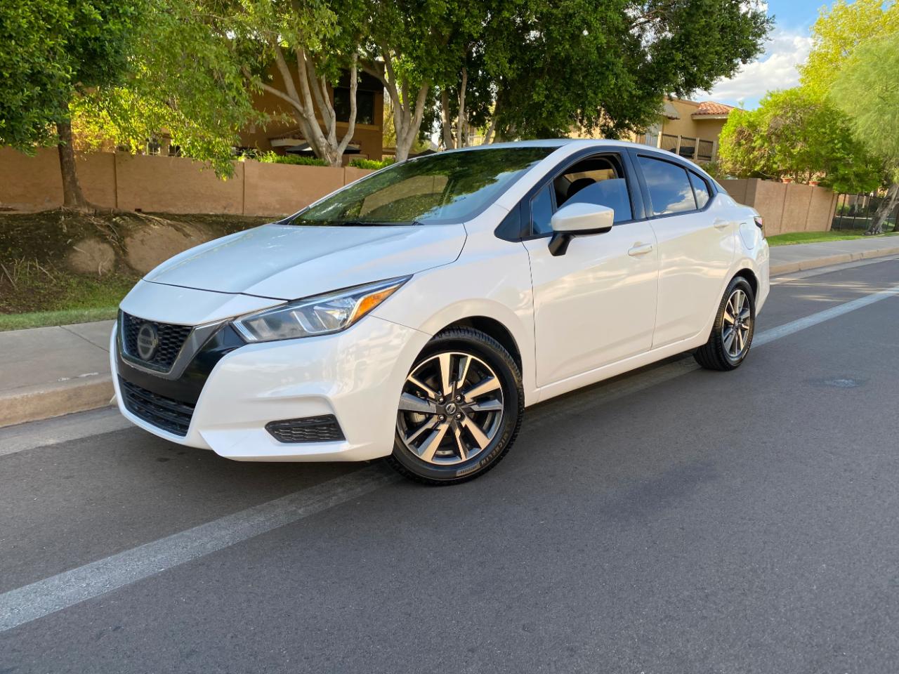 Nissan Versa SV CVT 2022