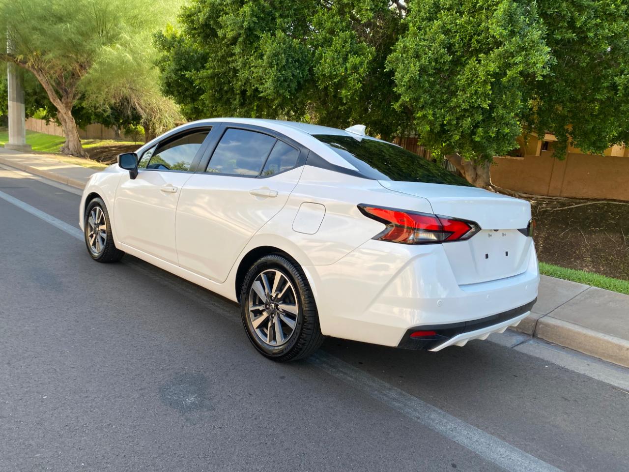 Nissan Versa SV CVT 2022