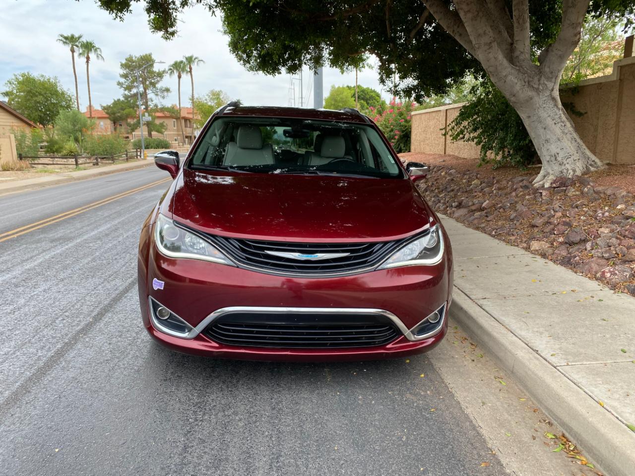 Chrysler Pacifica Hybrid  2018