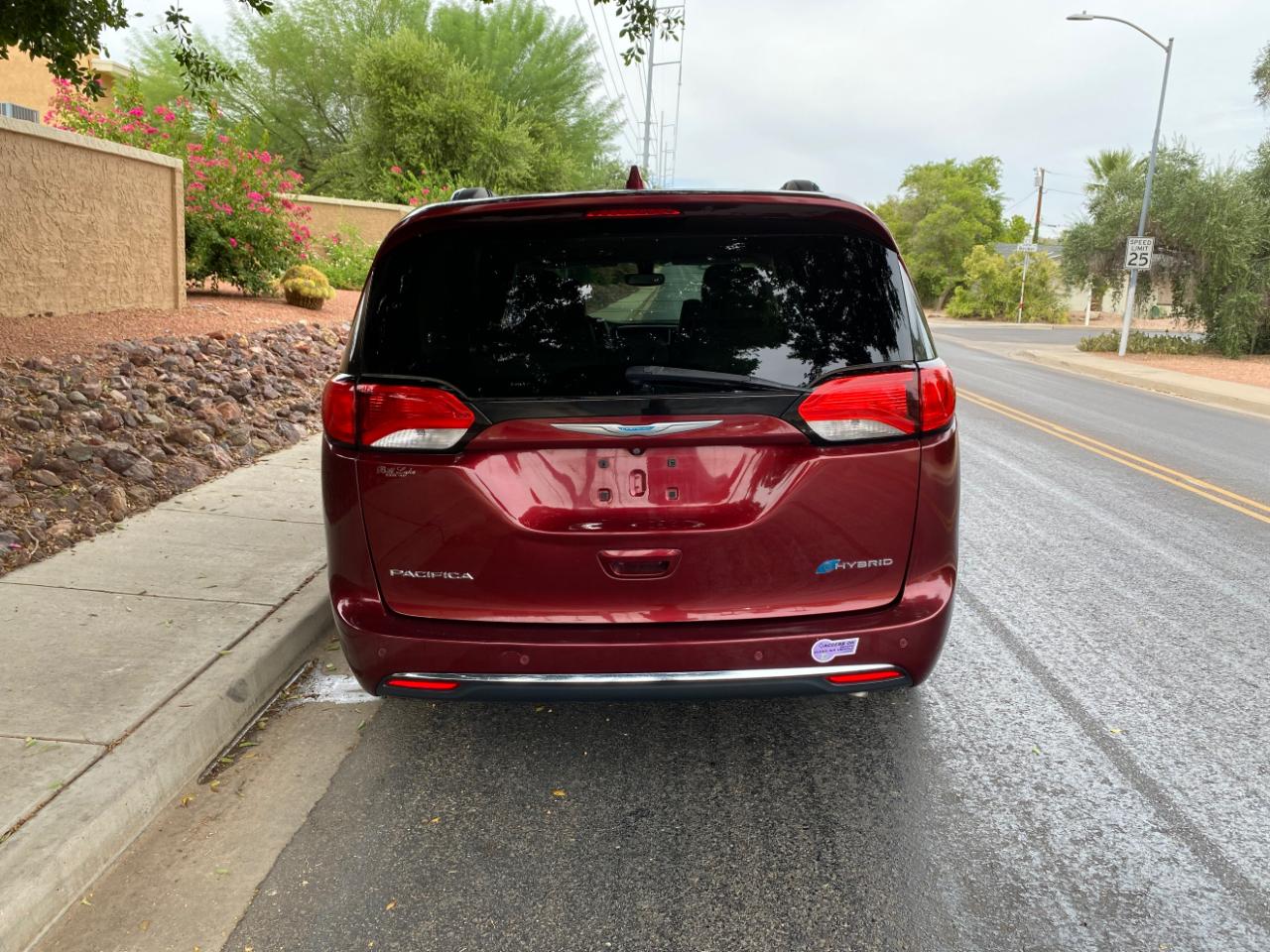Chrysler Pacifica Hybrid  2018