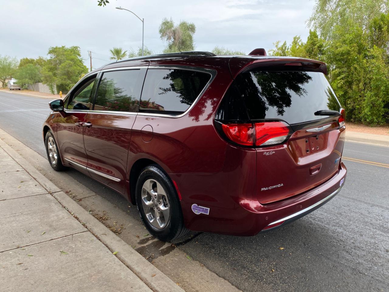 Chrysler Pacifica Hybrid  2018
