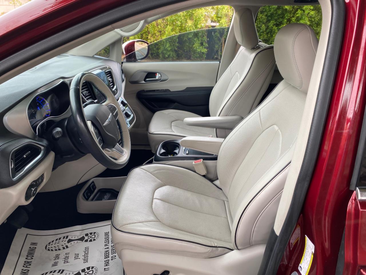 Chrysler Pacifica Hybrid  2018