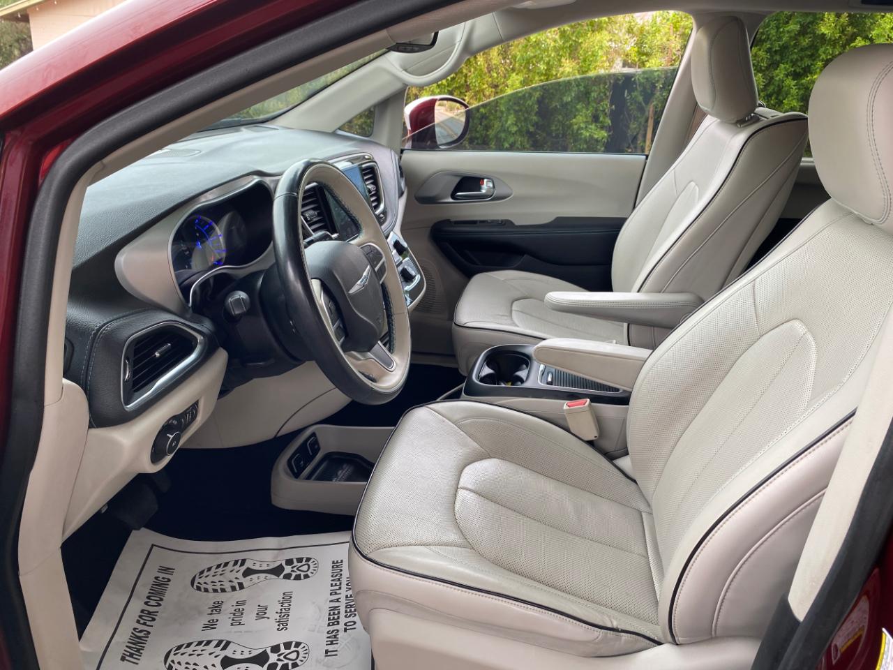 Chrysler Pacifica Hybrid  2018