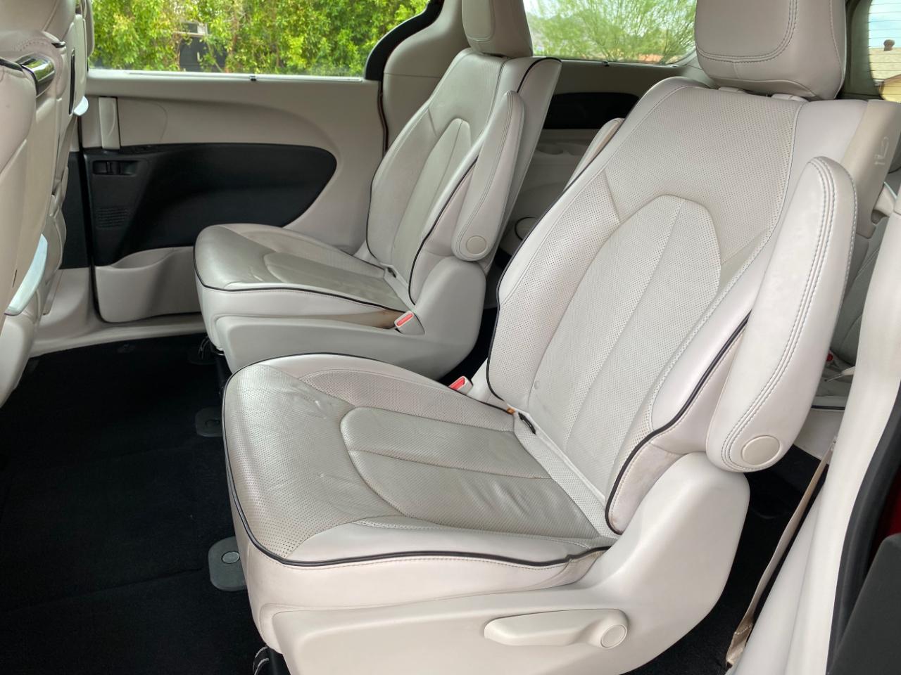 Chrysler Pacifica Hybrid  2018