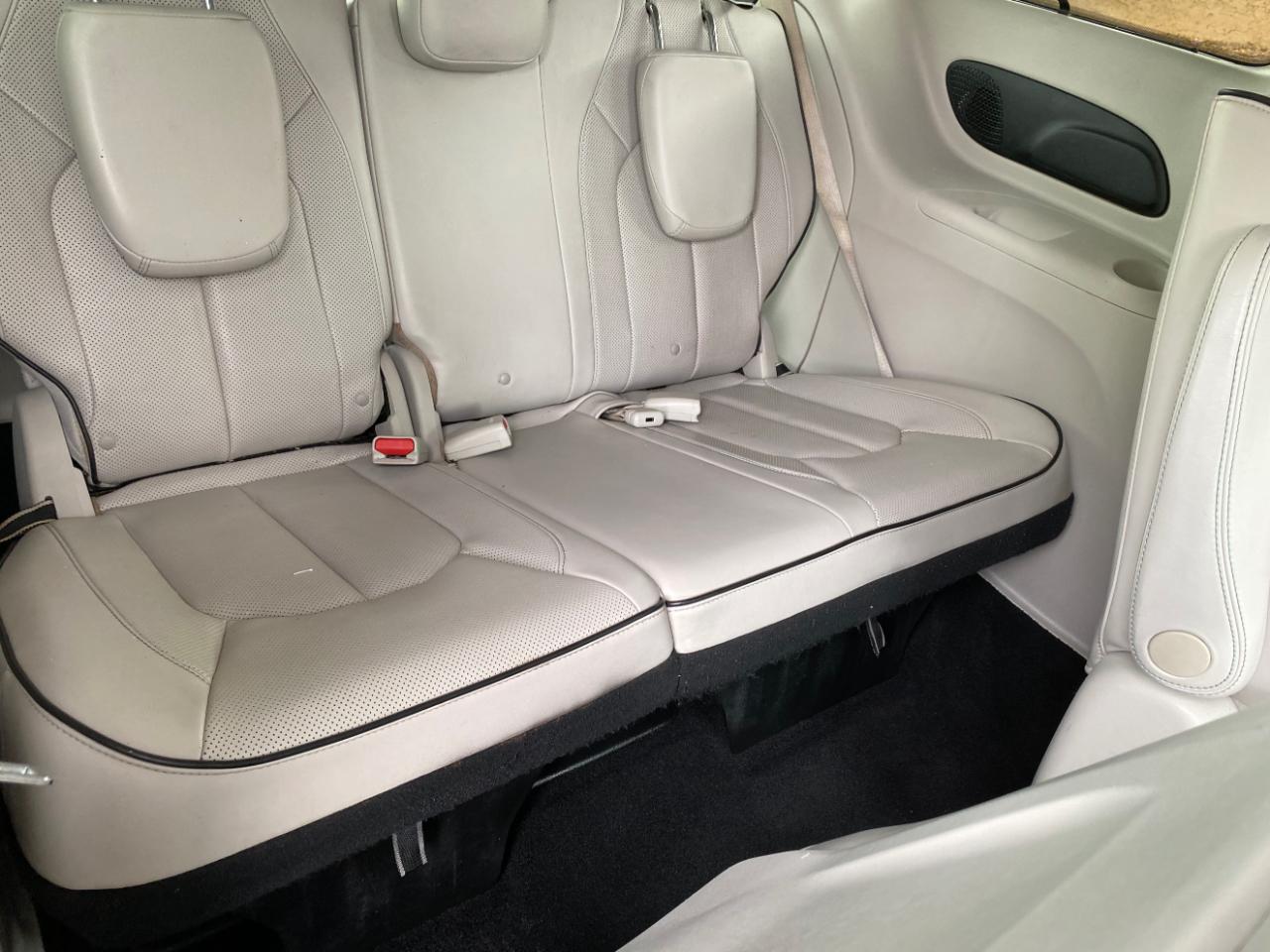 Chrysler Pacifica Hybrid  2018