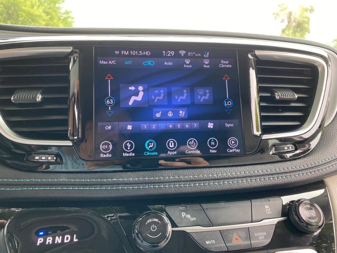 Chrysler Pacifica Hybrid  2018