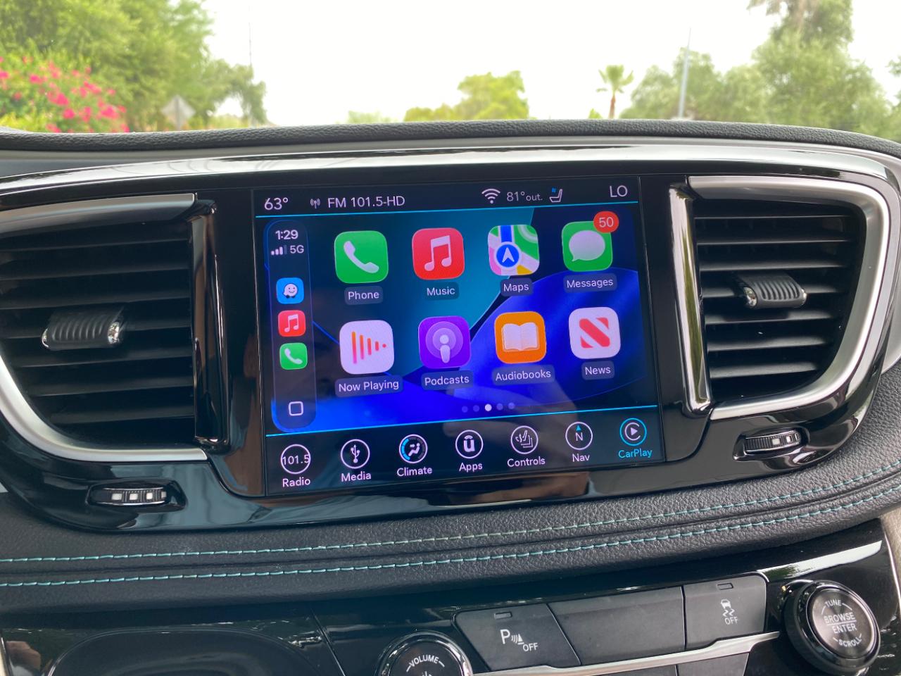 Chrysler Pacifica Hybrid  2018