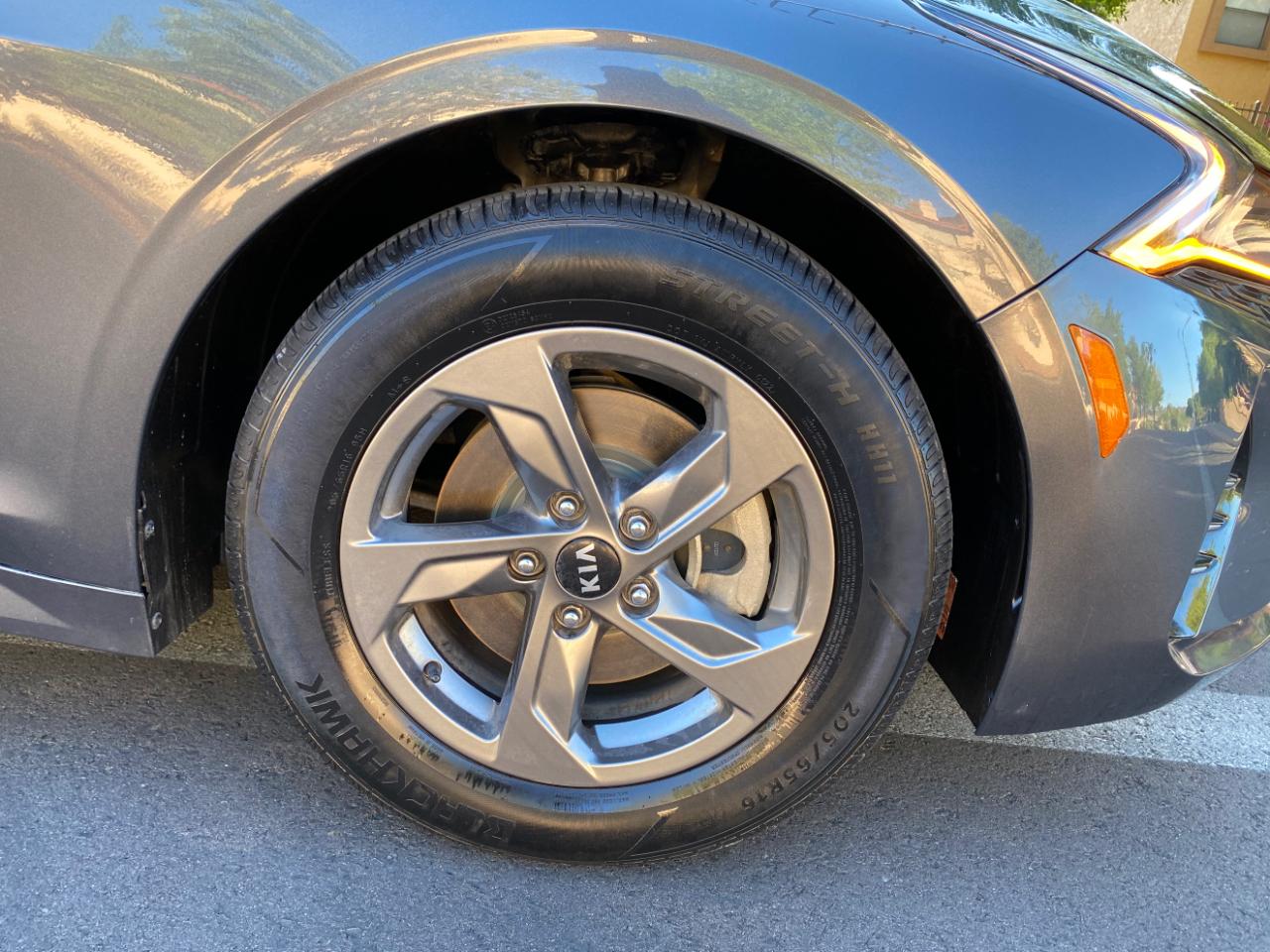 Kia K5 LXS Auto FWD 2021