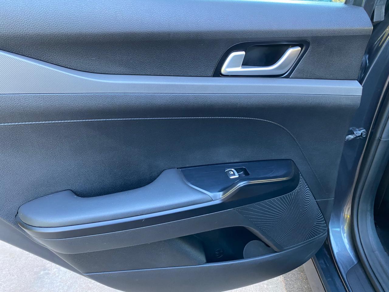 Kia K5 LXS Auto FWD 2021