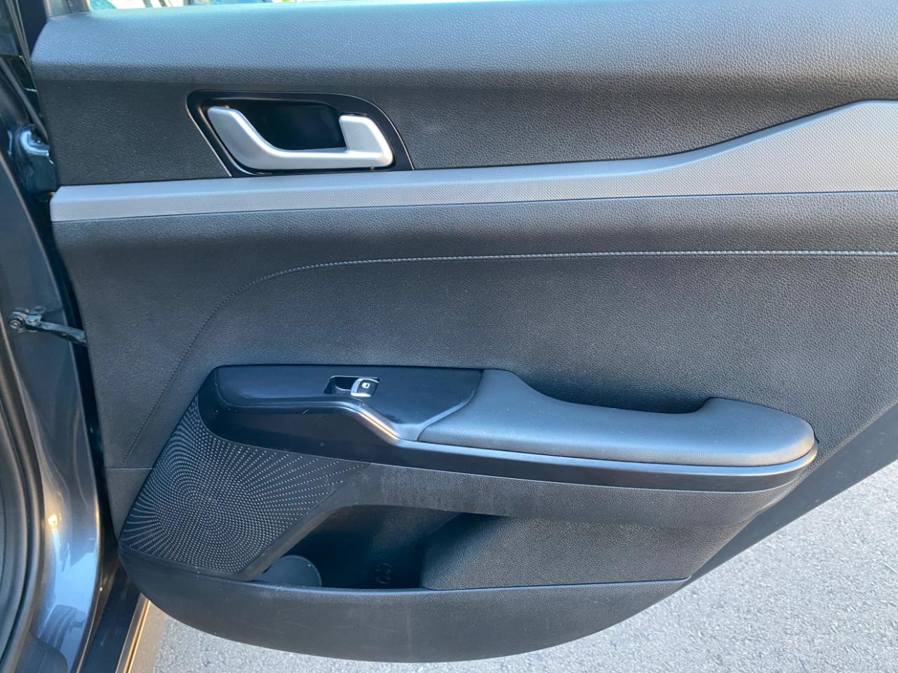 Kia K5 LXS Auto FWD 2021