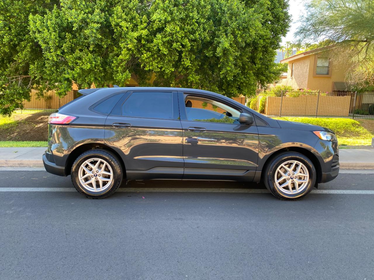 Ford Edge SE FWD 2021