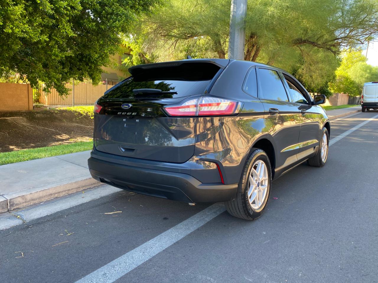 Ford Edge SE FWD 2021