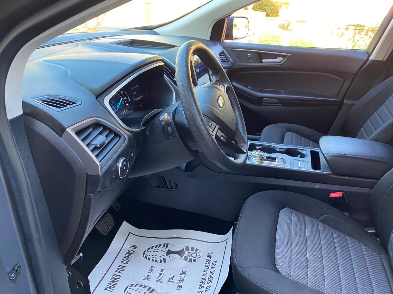 Ford Edge SE FWD 2021
