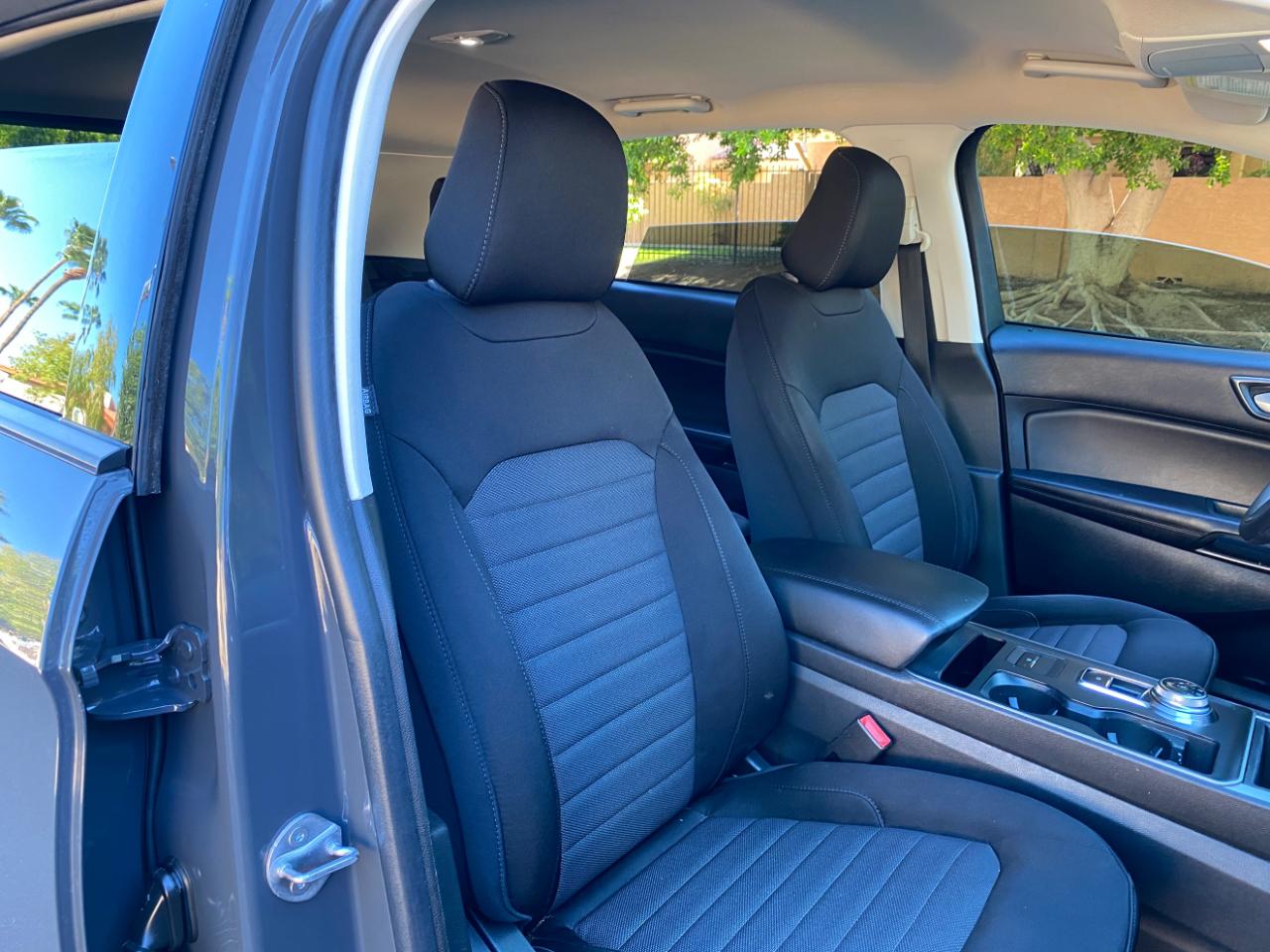 Ford Edge SE FWD 2021