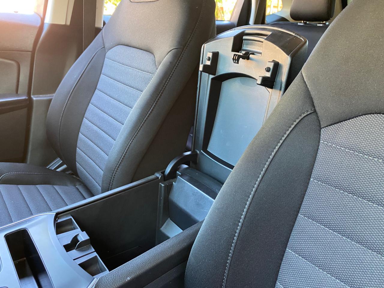 Ford Edge SE FWD 2021