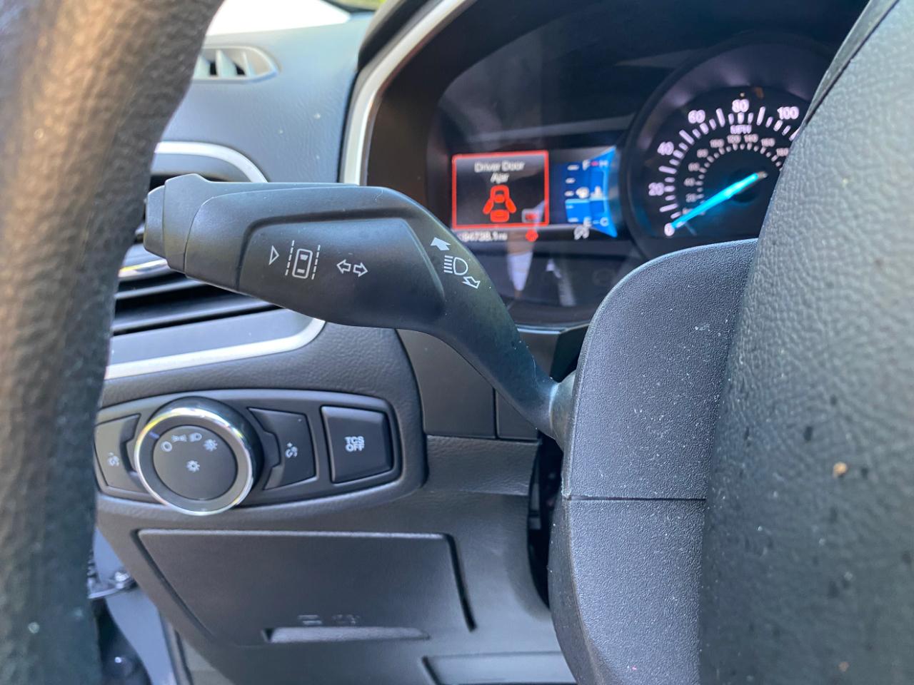 Ford Edge SE FWD 2021