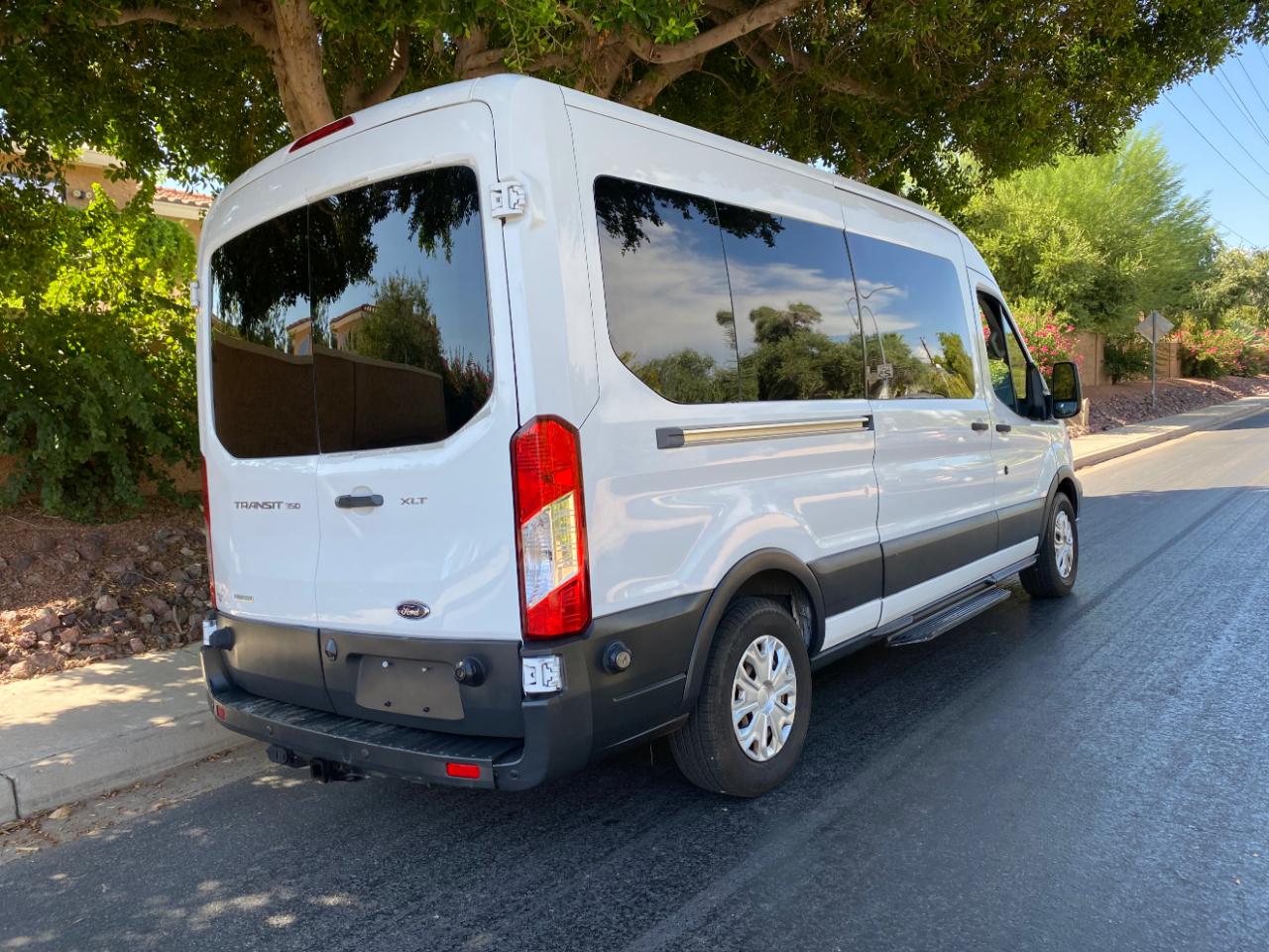 Ford Transit Wagon T-350 148" Med Roof XLT Sliding RH Dr 2016
