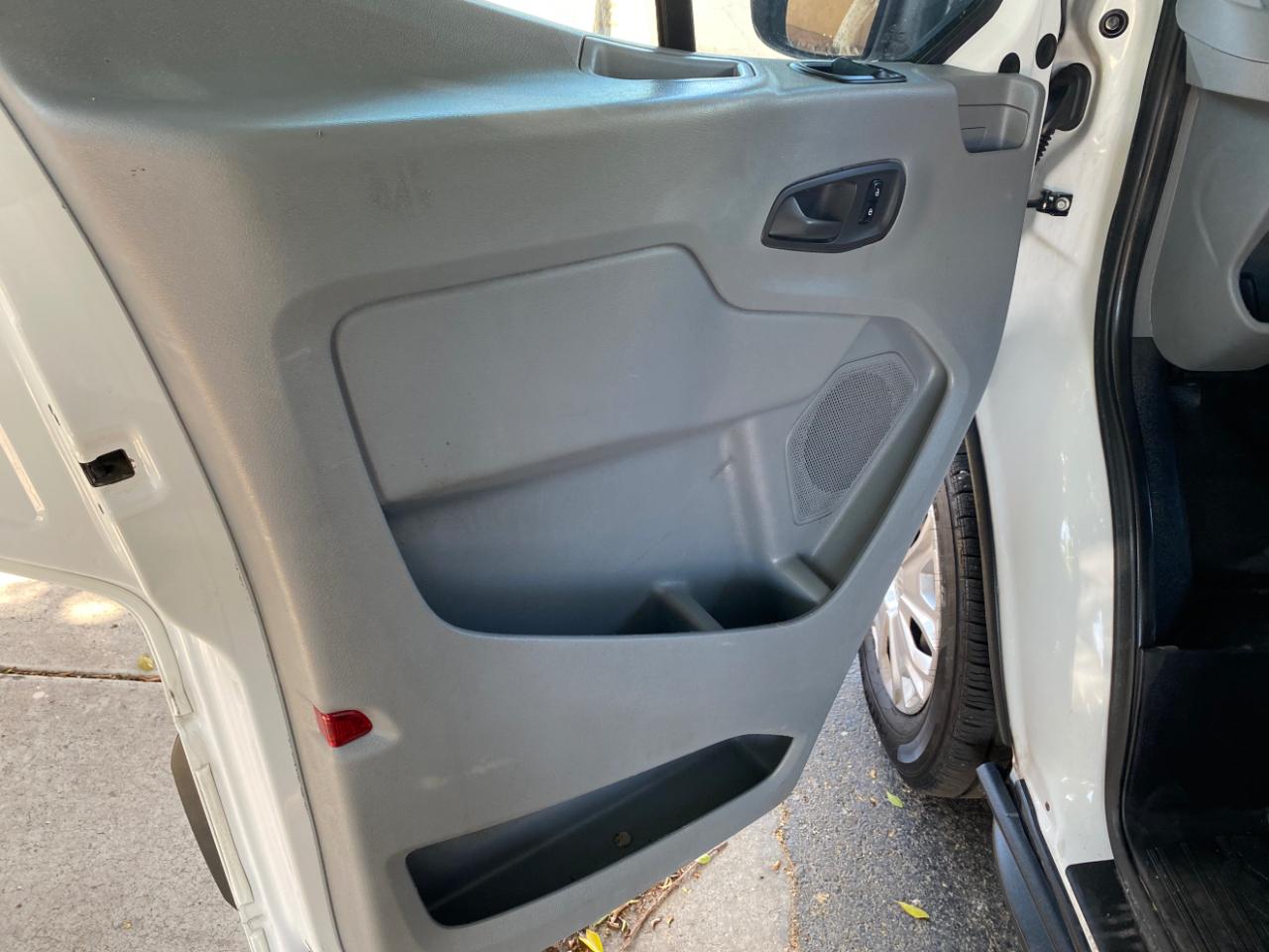 Ford Transit Wagon T-350 148" Med Roof XLT Sliding RH Dr 2016
