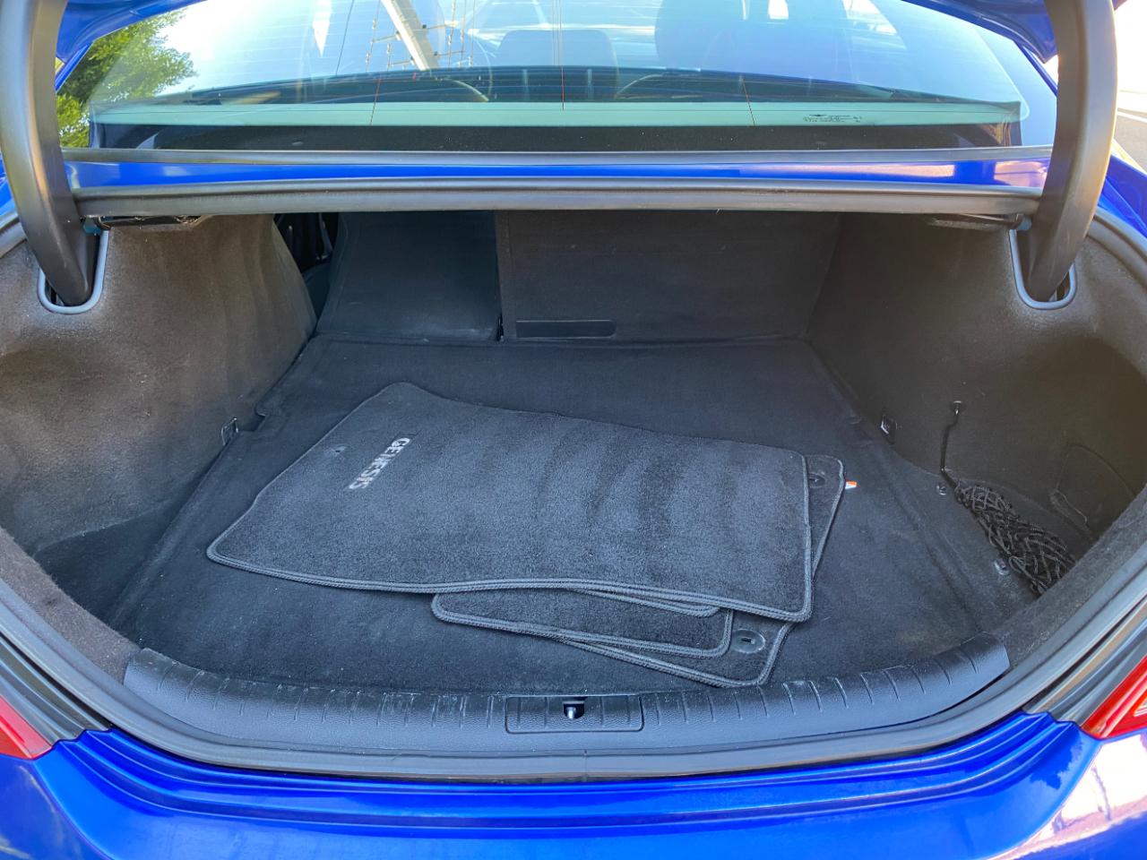 Genesis G70 2.0T Advanced RWD 2019
