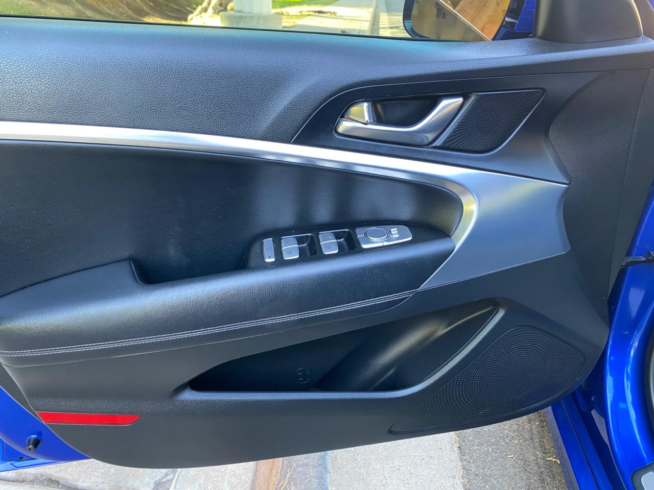 Genesis G70 2.0T Advanced RWD 2019