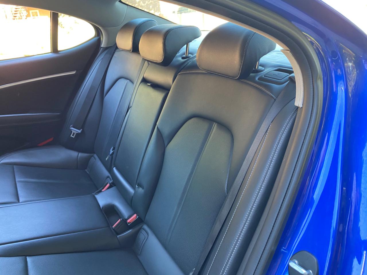 Genesis G70 2.0T Advanced RWD 2019