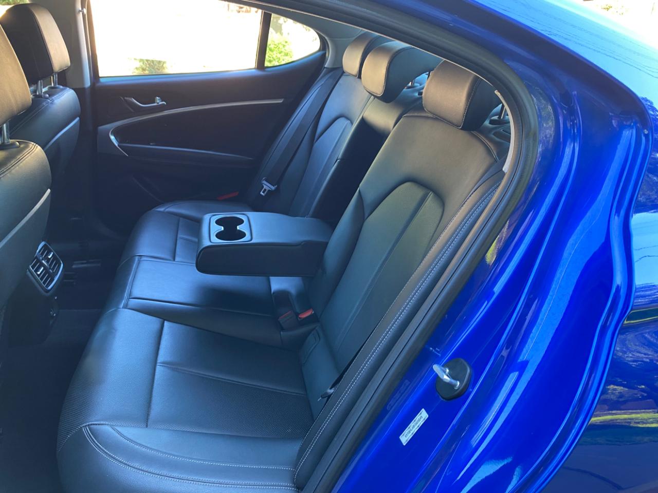 Genesis G70 2.0T Advanced RWD 2019