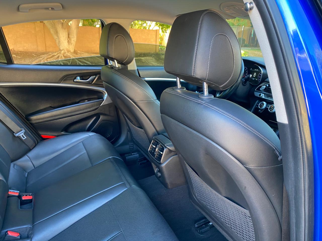Genesis G70 2.0T Advanced RWD 2019