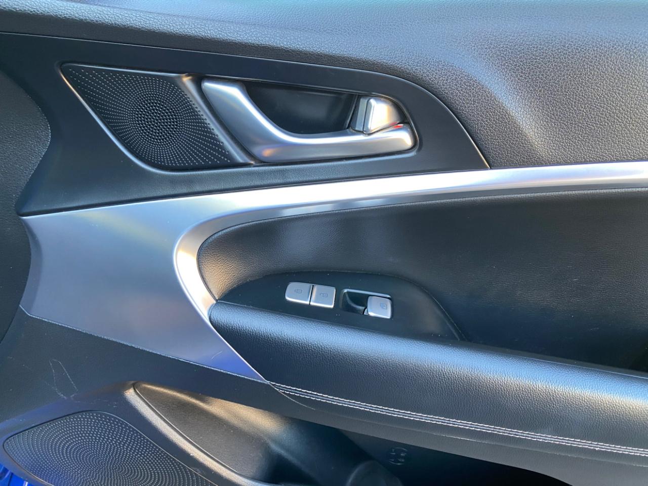 Genesis G70 2.0T Advanced RWD 2019