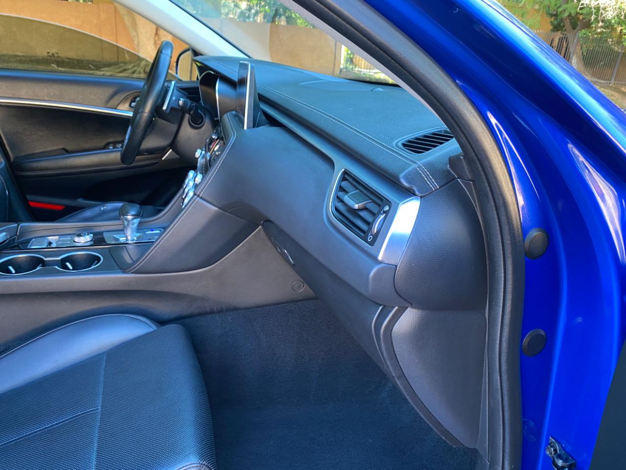 Genesis G70 2.0T Advanced RWD 2019
