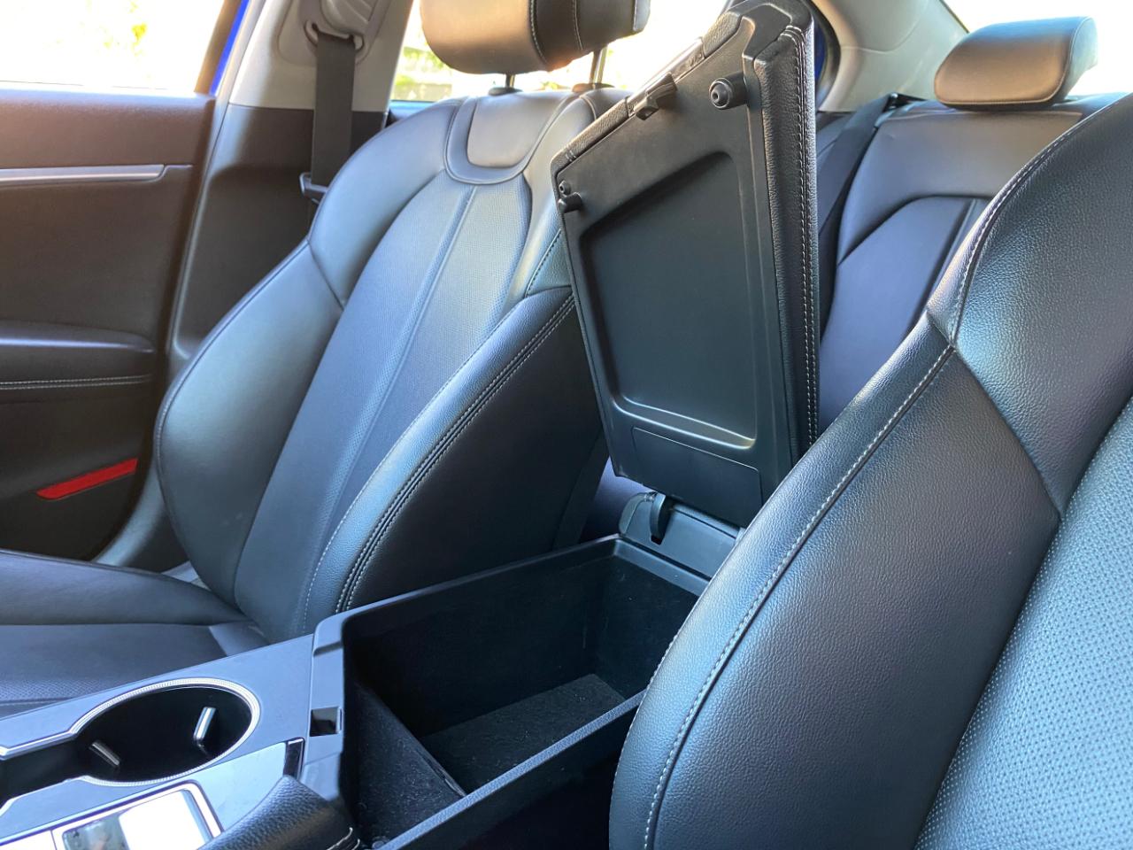 Genesis G70 2.0T Advanced RWD 2019