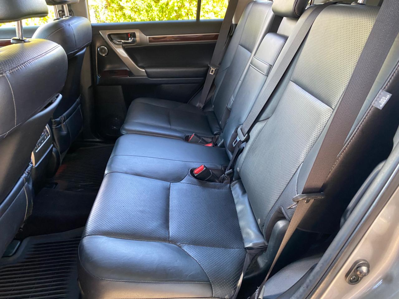 Lexus GX 460 4WD 4dr Luxury 2014