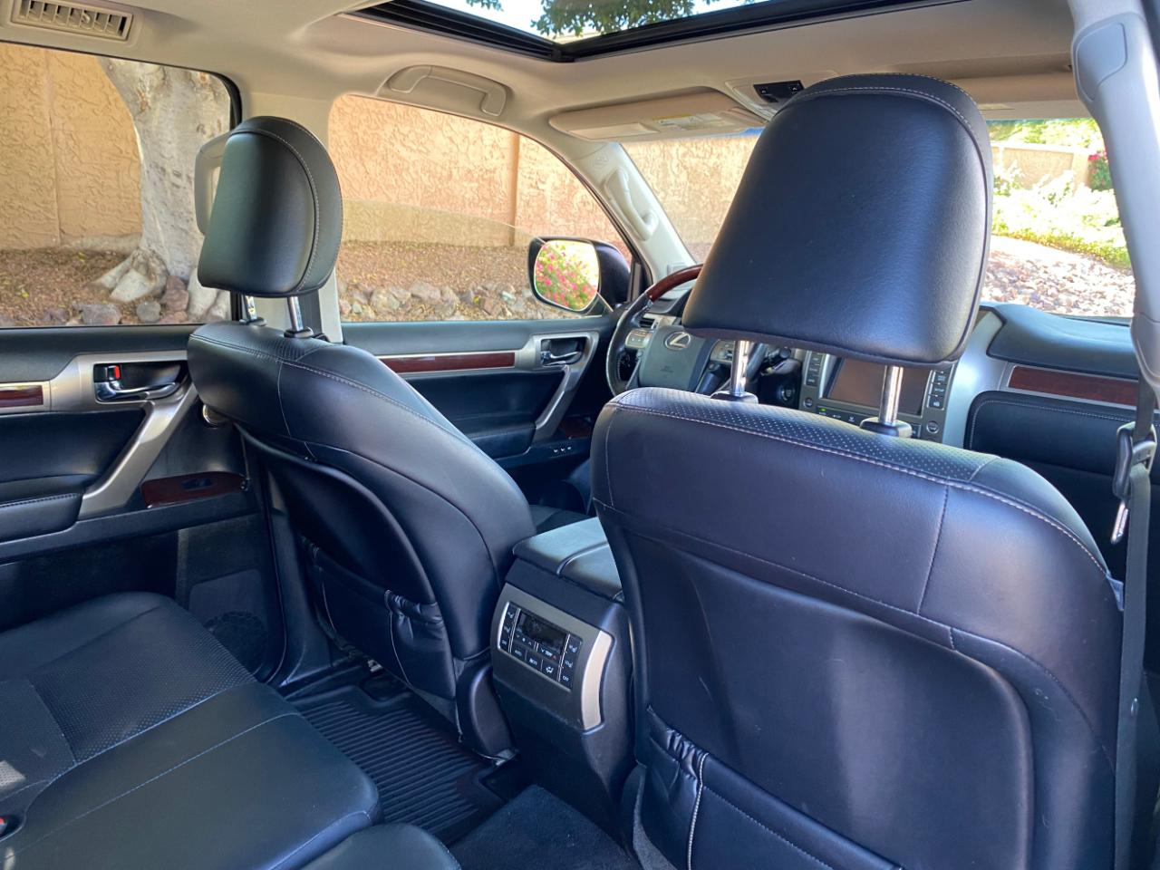 Lexus GX 460 4WD 4dr Luxury 2014