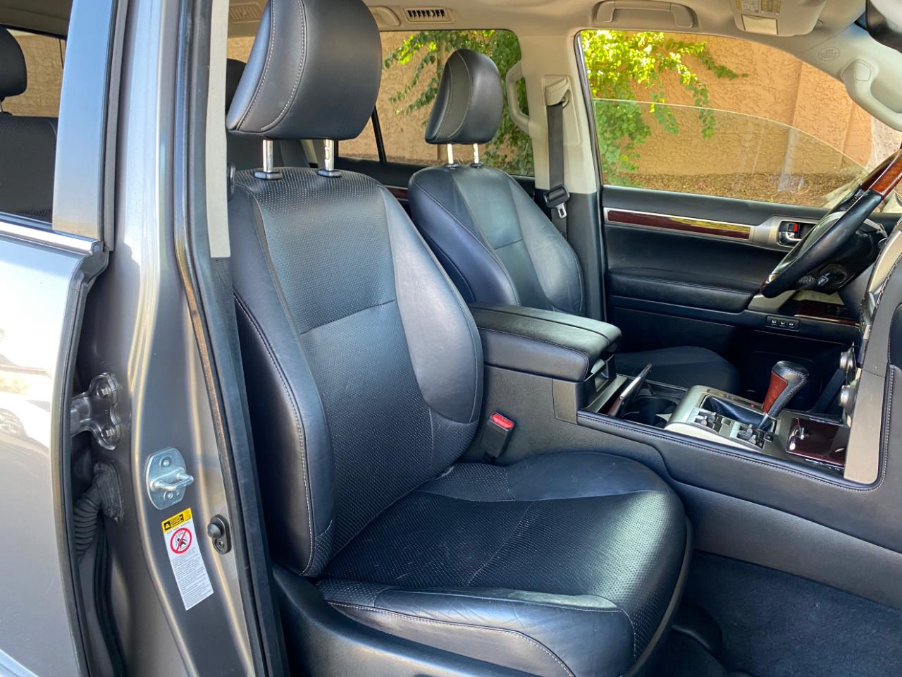 Lexus GX 460 4WD 4dr Luxury 2014