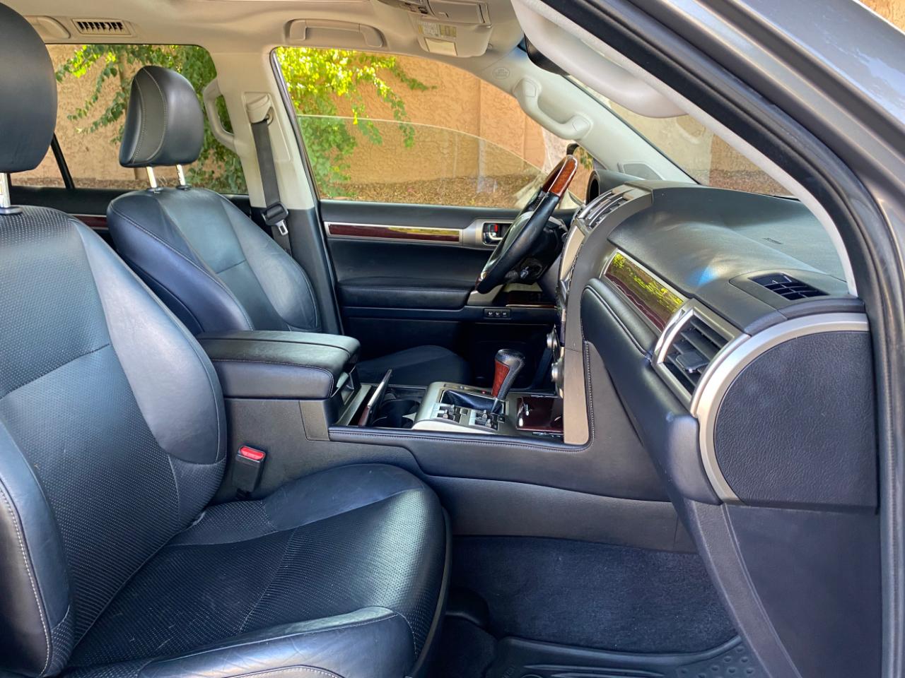 Lexus GX 460 4WD 4dr Luxury 2014