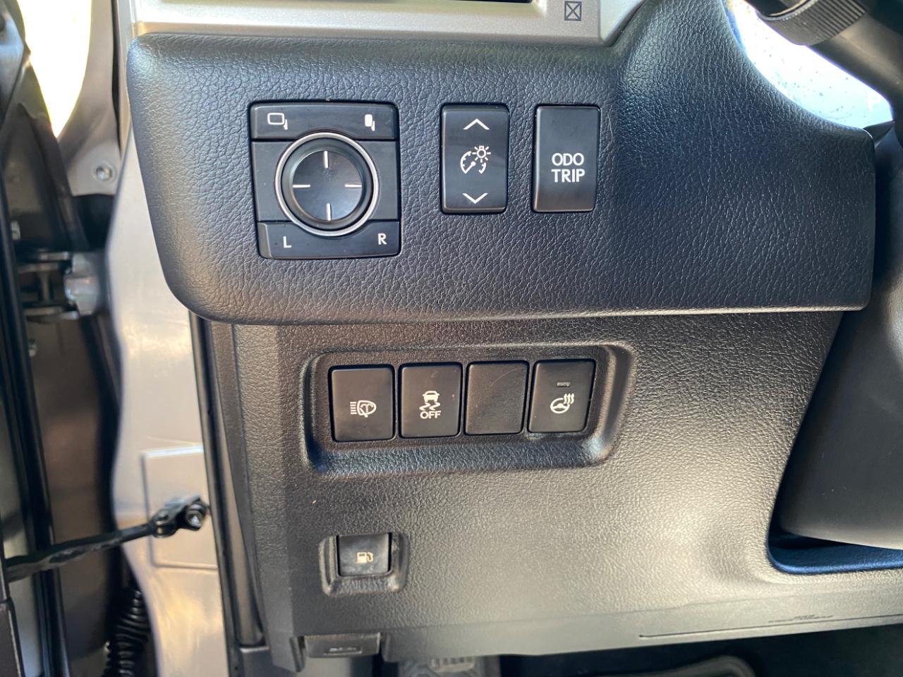 Lexus GX 460 4WD 4dr Luxury 2014