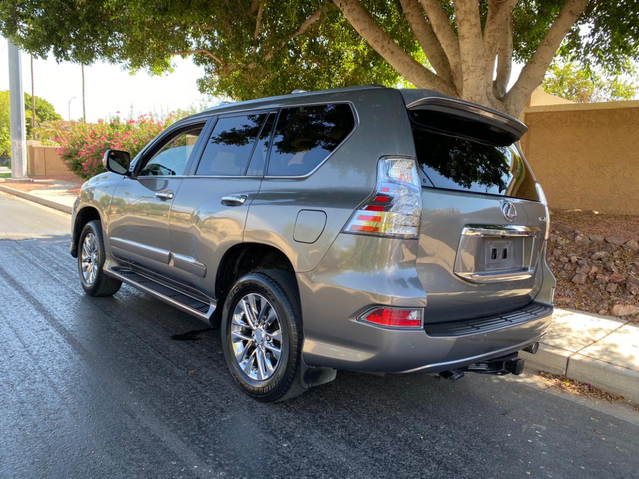 Lexus GX 460 4WD 4dr Luxury 2014