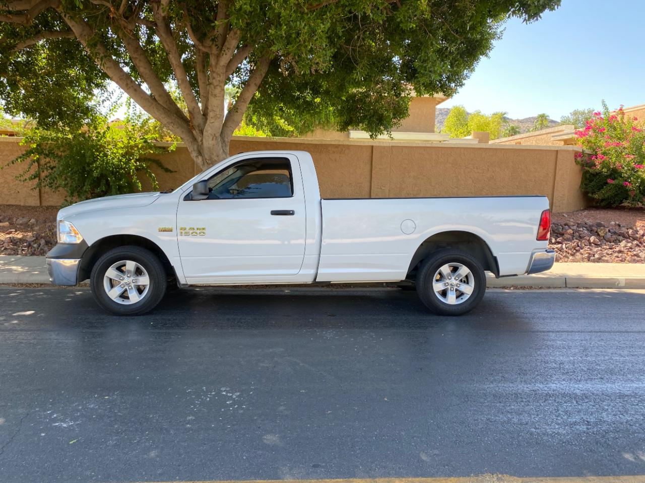 RAM 1500 Tradesman 4x2 Reg Cab 8' Box 2018