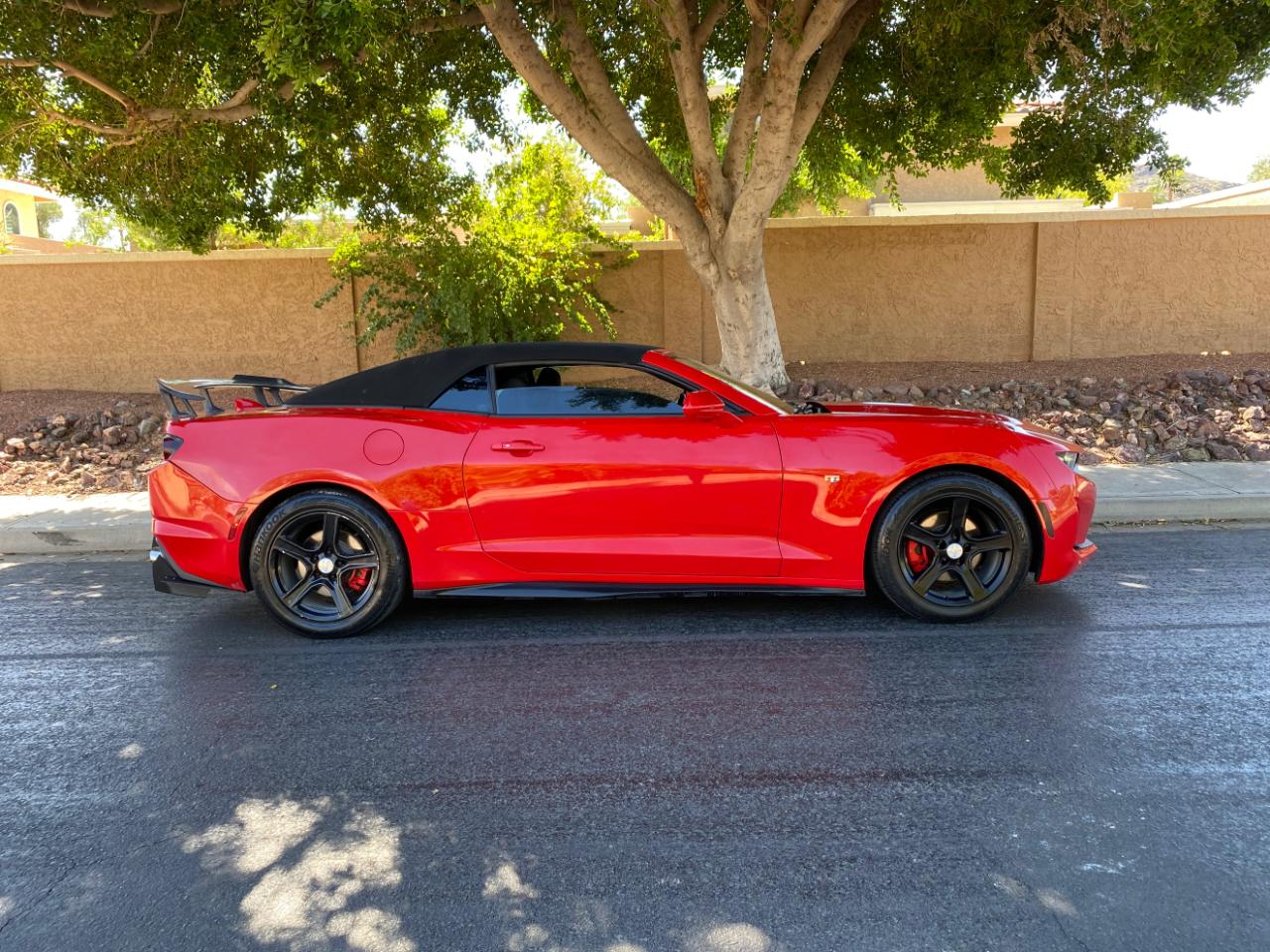 Chevrolet Camaro 2dr Conv 1LT 2019