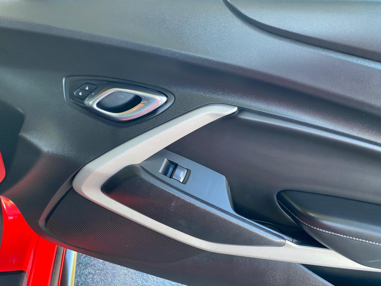 Chevrolet Camaro 2dr Conv 1LT 2019