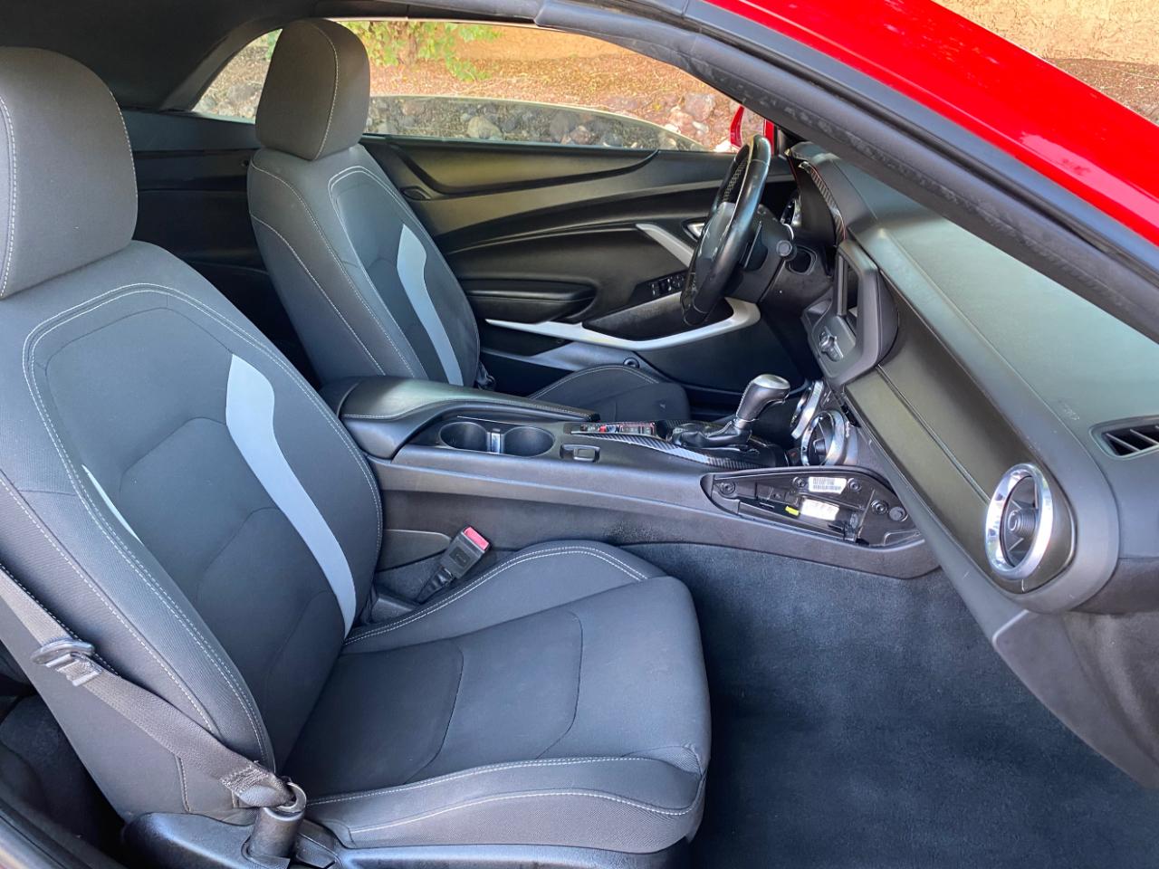 Chevrolet Camaro 2dr Conv 1LT 2019