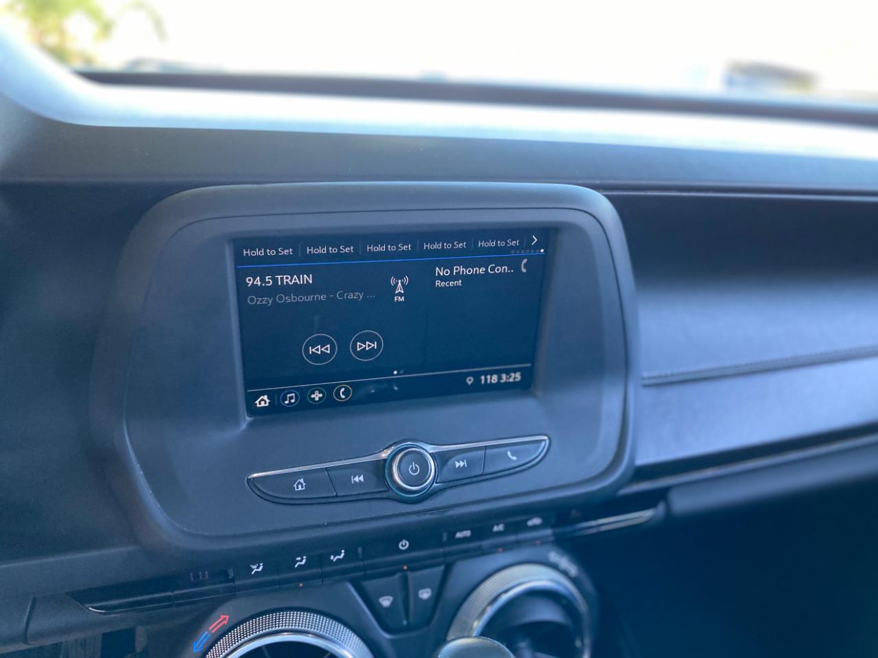Chevrolet Camaro 2dr Conv 1LT 2019