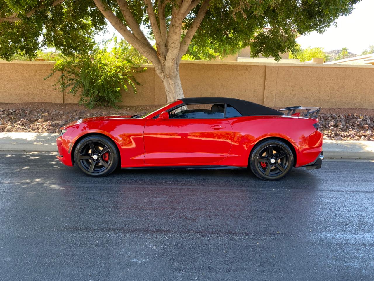 Chevrolet Camaro 2dr Conv 1LT 2019