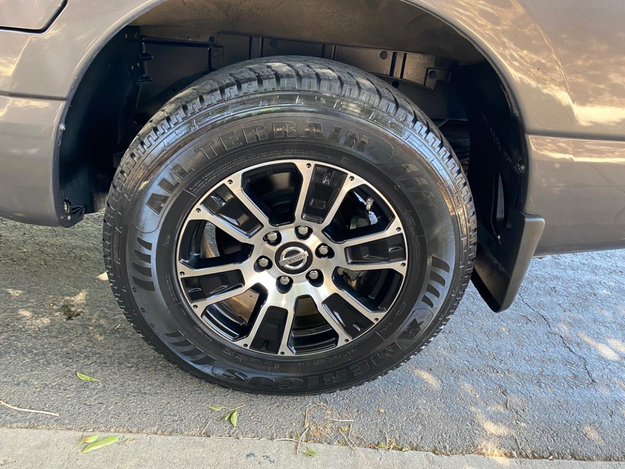 Nissan Titan 4x2 Crew Cab SV 2021